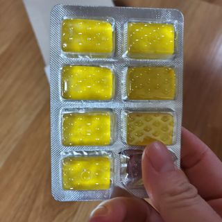 마요라 히말라야 솔트 캔디 2종-페퍼민트 맛, 라임민트 맛 — 5점을 준 리뷰어가 2023년 1월 올린 사용 사진