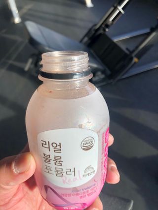 래디 리얼볼륨포뮬러 1박스(8개입) — 5점을 준 리뷰어가 2022년 3월 올린 사용 사진