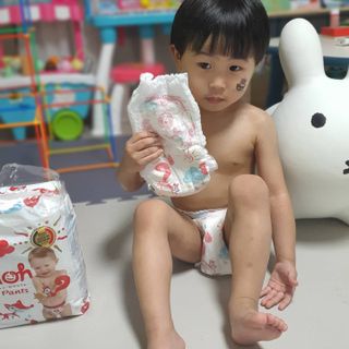 킨도 프리미엄 에어드라이v2 팬티형 기저귀 — 5점을 준 리뷰어가 2021년 6월 올린 사용 사진