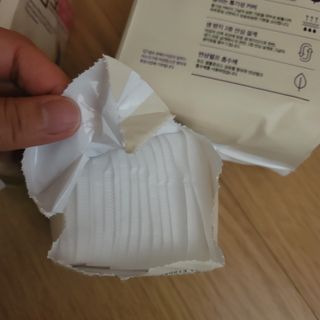 나우[템포] 템포 패드 내추럴 순면 생리대 SET(중형 슬림 + 대형 + 라이너) — 5점을 준 리뷰어가 2024년 4월 올린 사용 사진