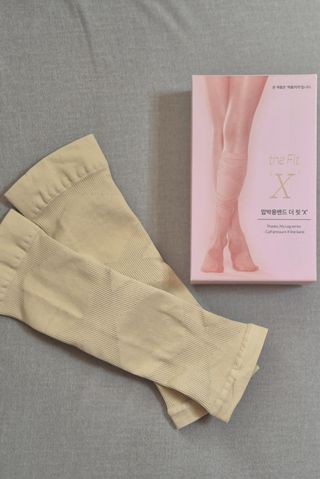 주식회사 땡스마이파트너 [구매평] 땡스마이레그 의료용 종아리압박밴드 다리붓기 혈액순환 압박스타킹 — 5점을 준 리뷰어가 2025년 4월 올린 사용 사진