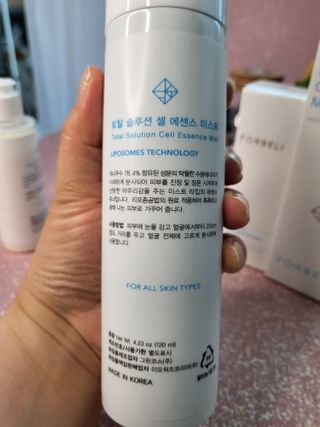 LIVE 포베리 올인원 엔자임 파우더 워시 + 토탈 솔루션 셀 에센스 미스트 — 5점을 준 리뷰어가 2022년 4월 올린 사용 사진