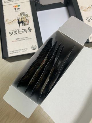 [몸엔용] 과일을 넣어 국산녹용을 맛있게 60ml x 30포 — 5점을 준 리뷰어가 2021년 6월 올린 사용 사진