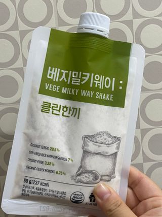 클린24시간  클린한끼 쉐이크 1세트 (5개) — 5점을 준 리뷰어가 2022년 8월 올린 사용 사진