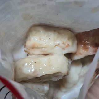 굽네몰 [굽네] 소스가 맛있는 닭가슴살 한입 볼 2종 8팩 — 5점을 준 리뷰어가 2021년 3월 올린 사용 사진