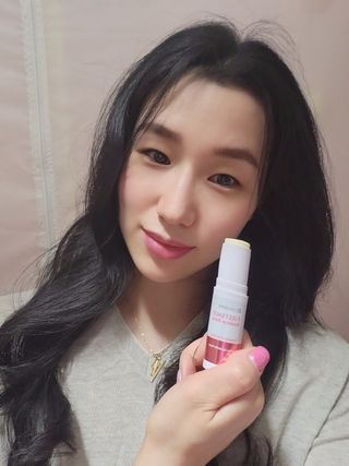 리더스코스메틱 리더스 퍼스트 샷 에센스 스틱 2종 — 5점을 준 리뷰어가 2022년 4월 올린 사용 사진