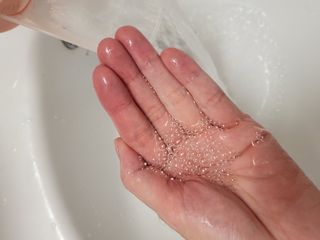 라로지크 X4 스케일링 퍼퓸 샴푸 1,000mℓ — 4.5점을 준 리뷰어가 2021년 12월 올린 사용 사진