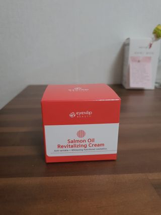 아이앤립 / EYENLIP 아이앤립 연어오일 리바이탈라이징 크림 — 5점을 준 리뷰어가 2021년 3월 올린 사용 사진