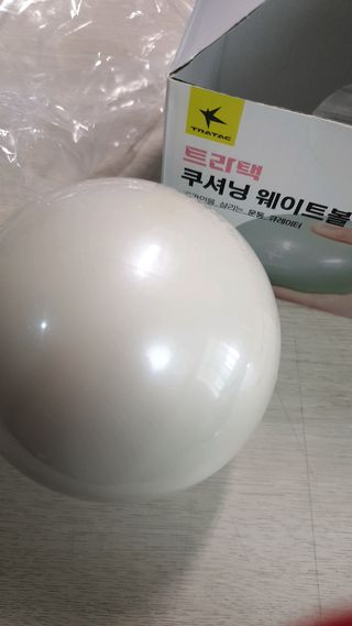 트라택 쿠셔닝 웨이트볼 0.5kg + 1kg SET — 5점을 준 리뷰어가 2022년 5월 올린 사용 사진
