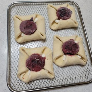 서브큐 메테뭉크 블루베리 크라운 냉동생지 (소포장) — 3.5점을 준 리뷰어가 2022년 6월 올린 사용 사진