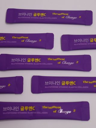 브이나인 글루타치온 비타민C 콜라겐 세라마이드 14포 1BOX — 5점을 준 리뷰어가 2022년 8월 올린 사용 사진