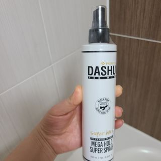 다슈코리아 다슈 포 맨 프리미엄 메가 홀드 슈퍼 스프레이 250ml — 5점을 준 리뷰어가 2021년 4월 올린 사용 사진