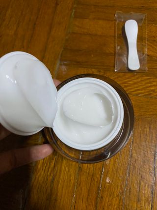 피부미 골드베릴 미라클페어 세레이징 퍼밍 크림 50ml — 5점을 준 리뷰어가 2021년 9월 올린 사용 사진