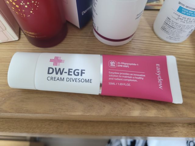 이지듀 DW-EGF 크림 다이브좀_콜라겐이 쏙쏙, 탄력피부로 다이빙 리뷰 사진
