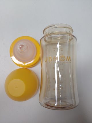 유비맘 PPSU 젖병 노꼭지_260ml_컬러 랜덤 발송 — 5점을 준 리뷰어가 2020년 12월 올린 사용 사진