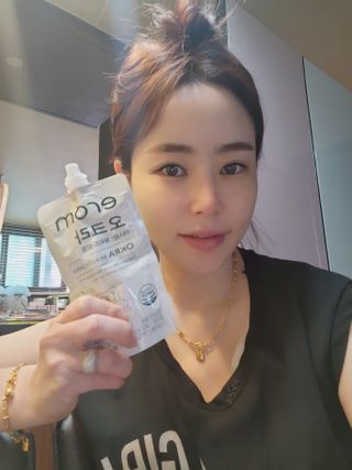 [이롬] 오크라 마시는 뷰티드링크 100mL x 20입 — 5점을 준 리뷰어가 2022년 9월 올린 사용 사진