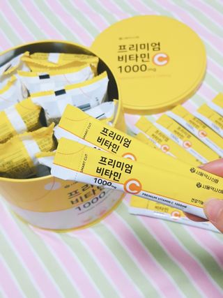 서울약사신협 프리미엄비타민C1000_2.5G x 100포 — 5점을 준 리뷰어가 2021년 1월 올린 사용 사진
