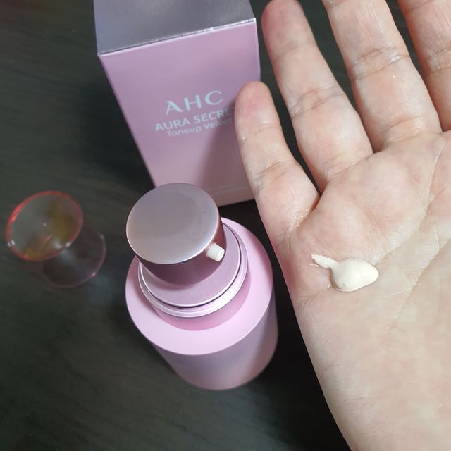 AHC 아우라 시크릿 톤업 벨벳 리뷰 사진