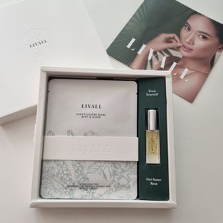 리브얼 | LIVALL 바이오셀룰로오스 마스크 레스트 앤 글로우 33ml  x 3개입 — 5점을 준 리뷰어가 2022년 6월 올린 사용 사진