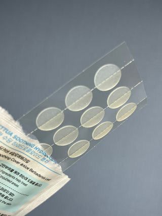 세뚜아(Cettua) 세뚜아 스팟 클리어 듀얼 패치 Cettua Spot Clear Dual Patch — 1점을 준 리뷰어가 2023년 9월 올린 사용 사진