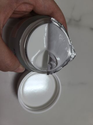 산수시 아쿠아 베네핏 24h 수부지 물광 속건조 수분크림 50ml — 5점을 준 리뷰어가 2021년 7월 올린 사용 사진