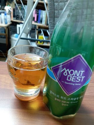 몽베스트 Montbest with Sparkling water Plain 20병 — 5점을 준 리뷰어가 2023년 3월 올린 사용 사진