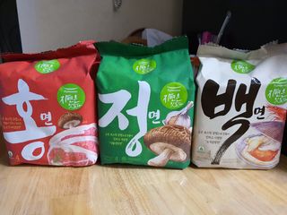[풀무원] 자연은맛있다 정면, 백면, 홍면  세트 — 5점을 준 리뷰어가 2021년 4월 올린 사용 사진
