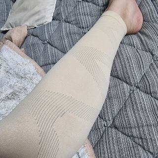 땡스마이레그 더핏X 압박밴드 허벅지확장형 — 3.5점을 준 리뷰어가 2022년 7월 올린 사용 사진