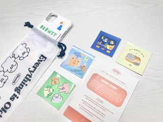 글루미즈 유기견후원 케이스 — 5점을 준 리뷰어가 2022년 8월 올린 사용 사진