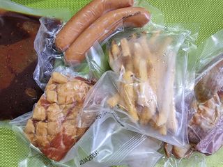 [테이스티나인] [레디잇x부루마불] 부어스트 바베큐 플래터 1000g — 4점을 준 리뷰어가 2022년 4월 올린 사용 사진