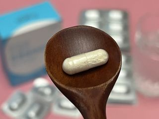 [지셀라] 프로바이오틱스 100억 유산균 보장 (1개월분 / 350mg X 30캡슐) — 5점을 준 리뷰어가 2023년 6월 올린 사용 사진