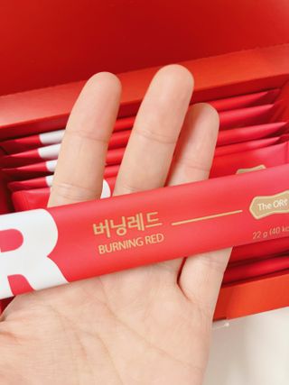 디오르 버닝레드 — 5점을 준 리뷰어가 2022년 1월 올린 사용 사진