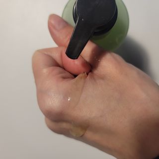 프리마인 메이크업과 들뜨는 각질까지 한방에 깐달걀로! 순하기까지한 셀베이스 그린티클렌저(200ml) — 5점을 준 리뷰어가 2023년 3월 올린 사용 사진