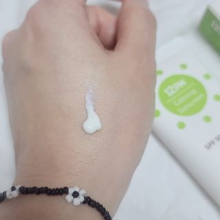 메타포레 12PM  카밍 선스크린 — 5점을 준 리뷰어가 2021년 8월 올린 사용 사진
