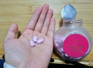 트루헬퍼 쁘띠특급 글루타치온 히알루론산 1박스 2개월분 — 5점을 준 리뷰어가 2023년 2월 올린 사용 사진