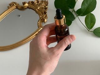 스킨큐어 산다화 비타민c 화이트닝 에센스 30ml — 5점을 준 리뷰어가 2022년 3월 올린 사용 사진