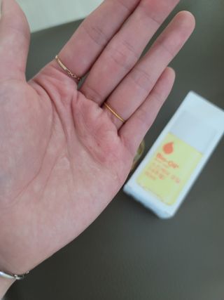 바이오오일 [바이오-오일] 스킨케어 오일 내추럴 60ml — 5점을 준 리뷰어가 2021년 6월 올린 사용 사진