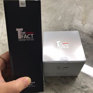 The Fact [5 IN 1] 더 팩트 내추럴 에스에프엔 에이틴 스킨토너+크림 세트 — 4점을 준 리뷰어가 2021년 5월 올린 사용 사진