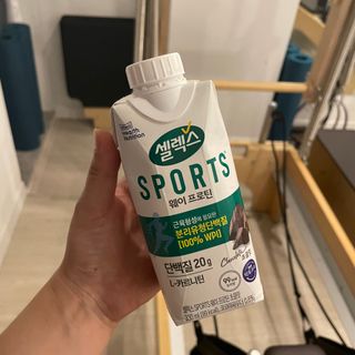 셀렉스스포츠 셀렉스 스포츠 드링크 초콜릿 _ 330ml x 12팩 — 5점을 준 리뷰어가 2021년 11월 올린 사용 사진