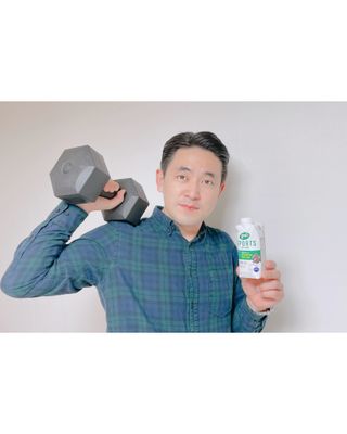 셀렉스스포츠 셀렉스 스포츠 드링크 초콜릿 _ 330ml x 12팩 — 5점을 준 리뷰어가 2021년 11월 올린 사용 사진