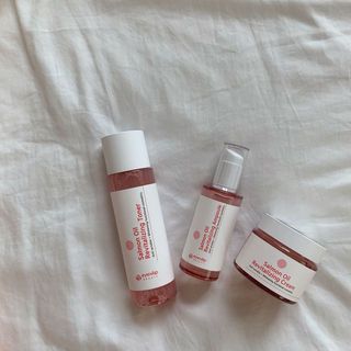 아이앤립 / EYENLIP 아이앤립 연어오일 리바이탈라이징 토너+앰플+크림 3종 세트 — 4점을 준 리뷰어가 2021년 6월 올린 사용 사진