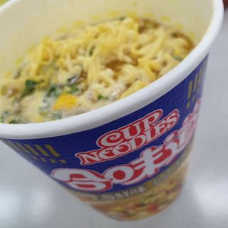 NISSIN 닛신 컵누들  4종 - 씨푸드오리지날, 씨푸드 스파이시, 씨푸드 커리, 씨푸드 XO소스 — 4점을 준 리뷰어가 2021년 11월 올린 사용 사진
