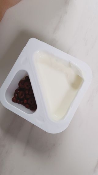 매일바이오 토핑요거트 — 5점을 준 리뷰어가 2021년 5월 올린 사용 사진