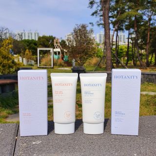 보타니티 촉촉수분자차 아쿠아핏 선 에센스 50ml + 보송톤업자차 징크 선 로션 50ml SPF50+ PA++++ (4/25) — 5점을 준 리뷰어가 2022년 5월 올린 사용 사진