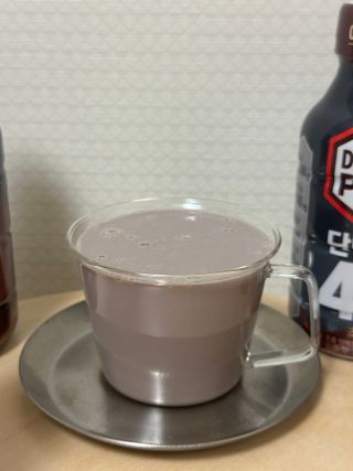 닥터유 프로 단백질 드링크 40g 초코 닥터유 프로 단백질드링크 40g 초코 — 4.5점을 준 리뷰어가 2024년 8월 올린 사용 사진