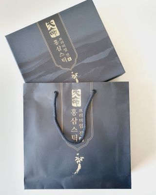 헬스업_천명진프리미엄홍삼스틱_10ml x 30포 — 5점을 준 리뷰어가 2021년 3월 올린 사용 사진