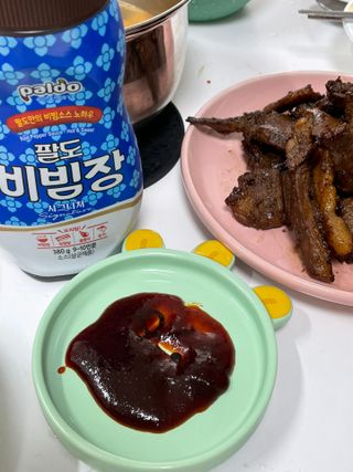 팔도비빔장 시그니처 380g 2개 — 3.5점을 준 리뷰어가 2022년 2월 올린 사용 사진
