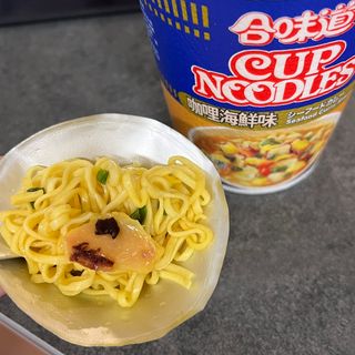 NISSIN 닛신 컵누들  4종 - 씨푸드오리지날, 씨푸드 스파이시, 씨푸드 커리, 씨푸드 XO소스 — 4점을 준 리뷰어가 2022년 11월 올린 사용 사진