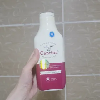 카프리나 프레쉬 산양밀크 어메이징 바디워시 500ml (오리지널향) — 5점을 준 리뷰어가 2023년 6월 올린 사용 사진