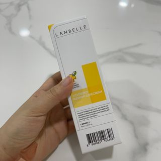 랑벨 비타 에너지 잡티 크림 75ml (피부 속 기미완화크림) — 5점을 준 리뷰어가 2022년 6월 올린 사용 사진